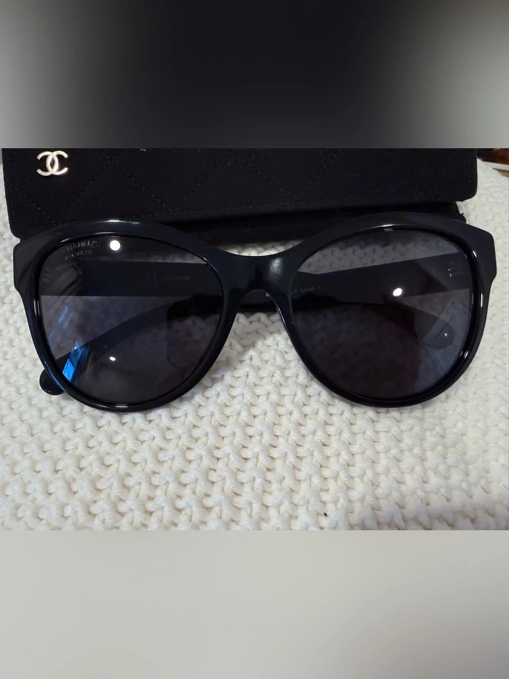 CHANEL Butterfly Sunglasses-Black